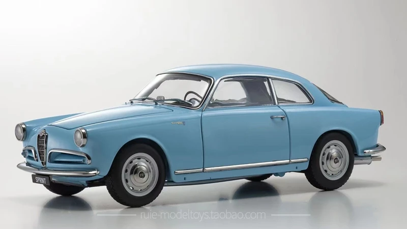 

KYOSHO 1:18 Alfa Romeo Giulietta Sprint Alloy Fully Open Limited Edition Resin Metal Static Car Model