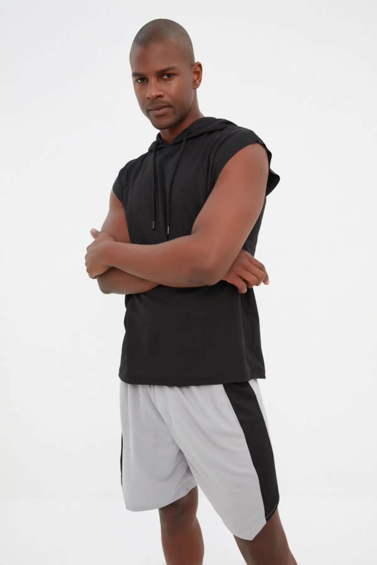

Men's Regular Fit Hood Collar Sleeveless Undershirt TMNSS22AL0133