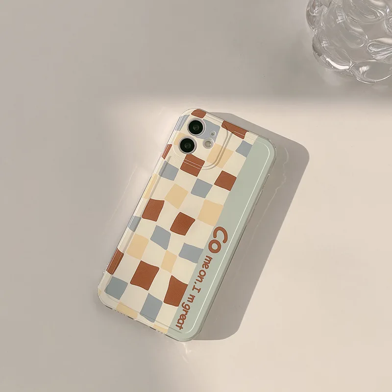 Retro Lattice Phone Case For IPhone 13 12 11 Pro Max X XR Xs Max 7 8 Plus 13 12 Mini Case Soft Silicone Shockproof Cover