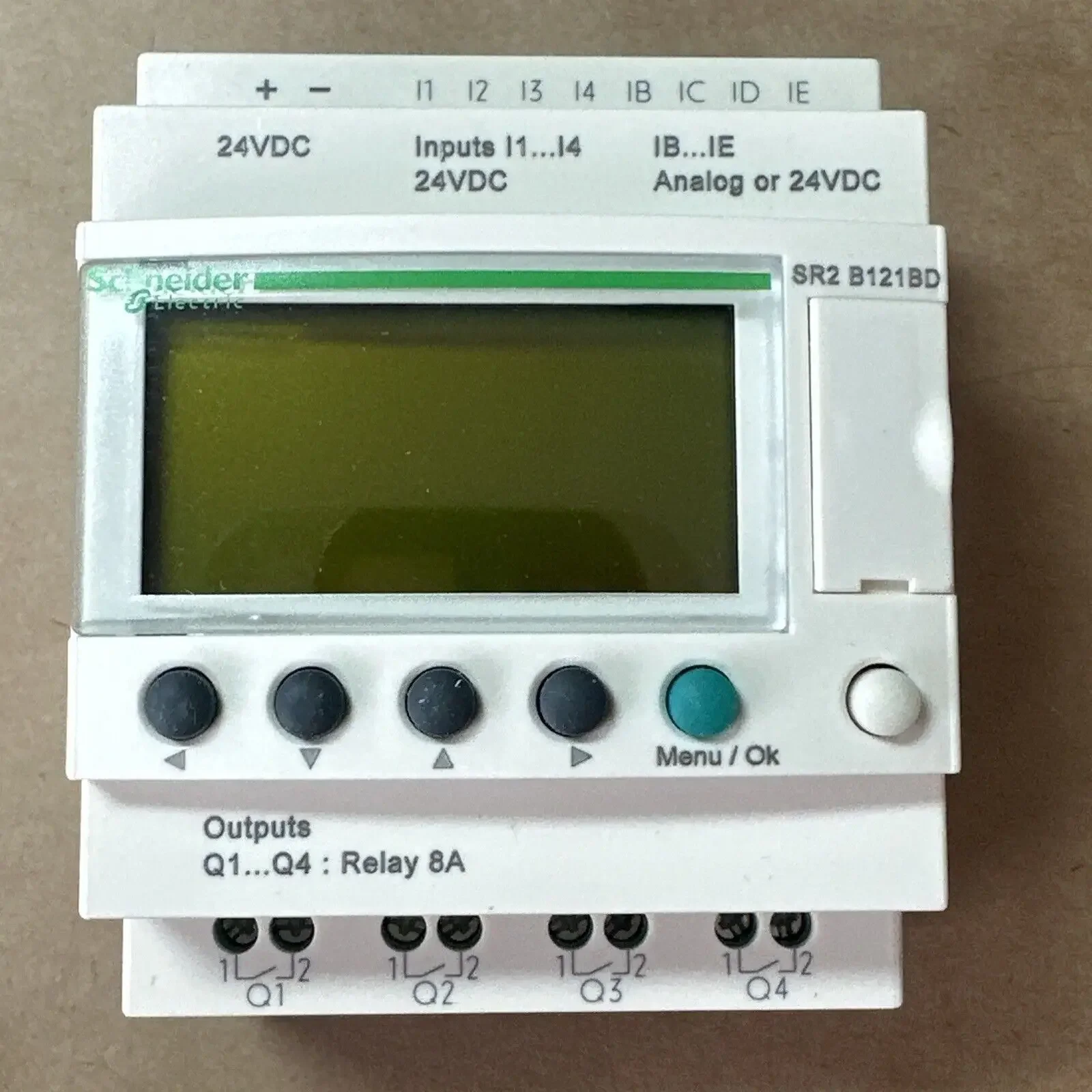 НОВИНКА В КОРОБКЕ — умное реле Schneider Electric SR2B121BD SR2 B121BD Zelio 24 постоянного тока