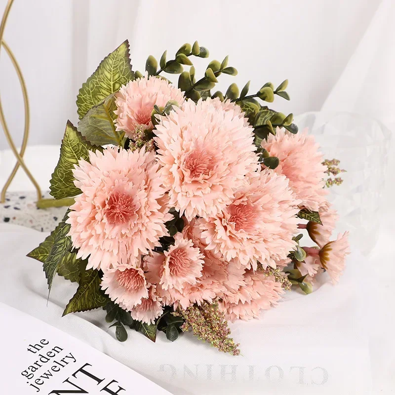 

Simulation Daisy Bundle Silk Fake Flower Wedding Decor Artificial Flower Wine Red Sunflower Green Plant Auditorium Decoration