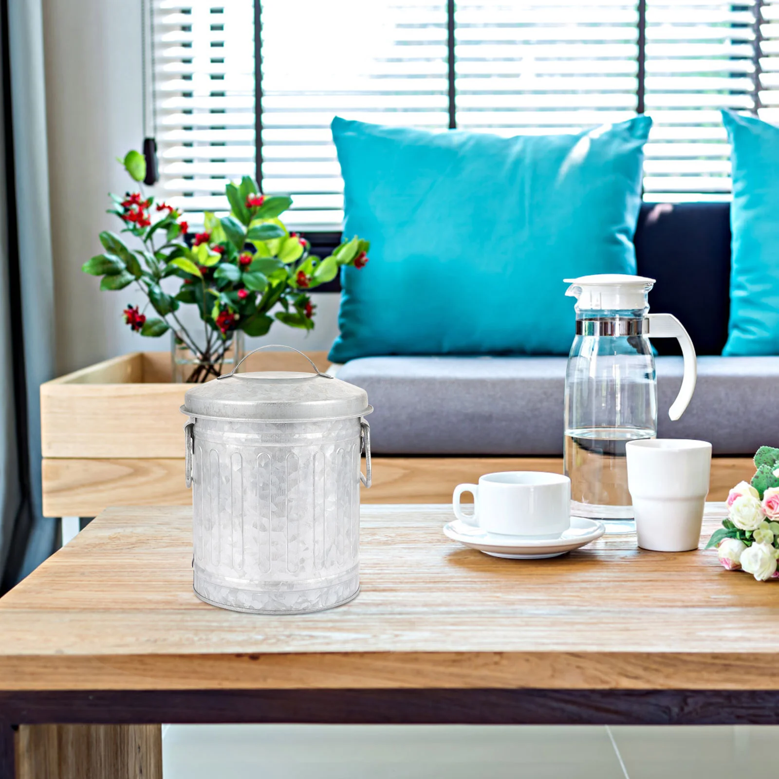 

Tin Flower Bucket Trash Bin Bedroom Creative Rubbish Mini Wastebasket Garbage Can Iron Decorative Convenient Trashcan