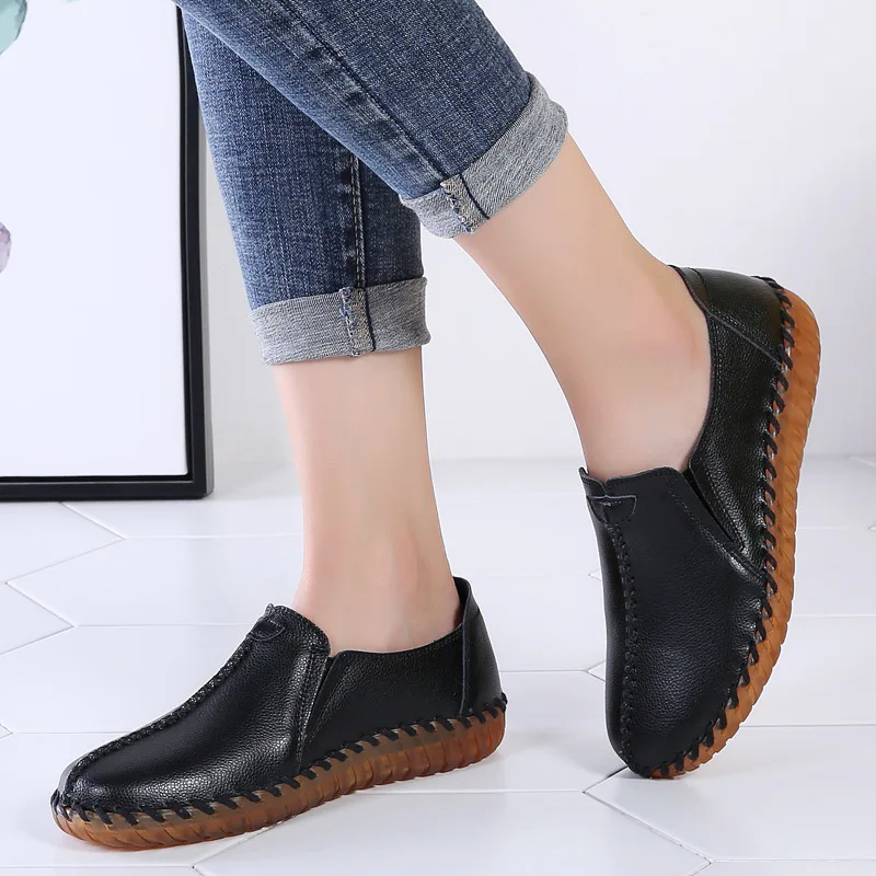 

Туфли женские кожаные на плоской подошве, лоферы, удобные мокасины, дизайнерская обувь для вождения, черные, белые, весна-осень