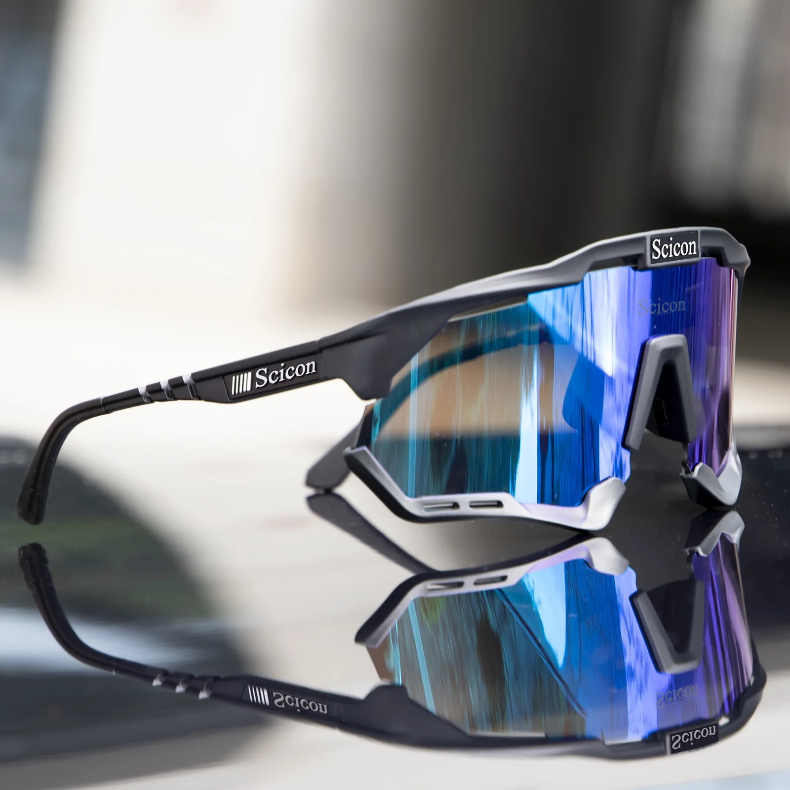 

Sports Photochromic Cycling Glasses Road Polarized Cycling Sunglasses Men Women Outdoor Bicycle Sunglasses Wholesale