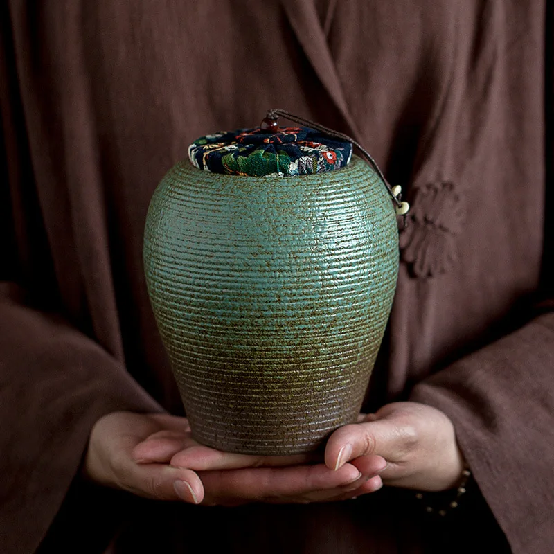 

Pottery Retro Tea Coffee Bean Storage Tank Flaring Design Dry Fruit Snacks Candy Pet Cat and Dog Food Sealed Storage Tank