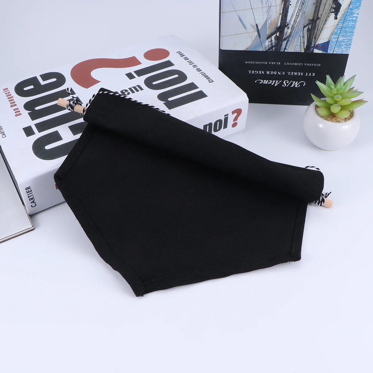 

Pin Display Pennant Banner Enamel Lapel Pin Badge Flag Plain Blank Canvas Wall Banner(Black/M)