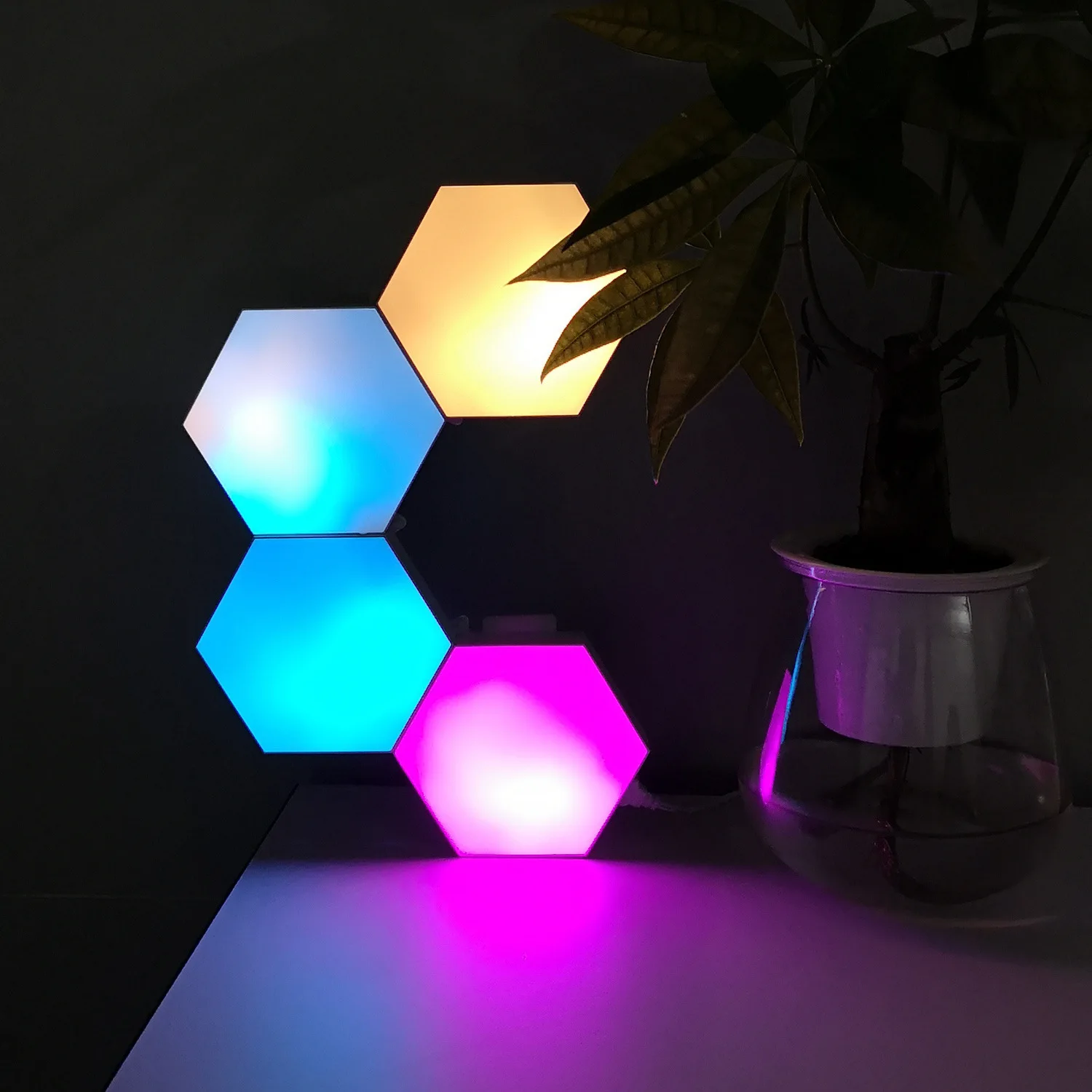 Рисунок 2 - Шестигранная RGB-подсветка для nanoleaf