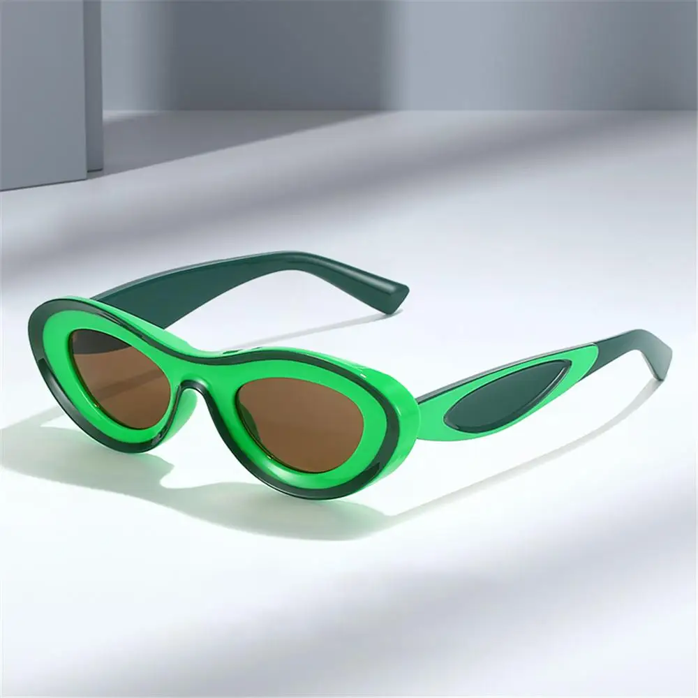 

Солнцезащитные очки «кошачий глаз» UV400 для мужчин и женщин, овальные аксессуары в стиле ретро, с вогнутыми линзами синего и зеленого цвета, р...