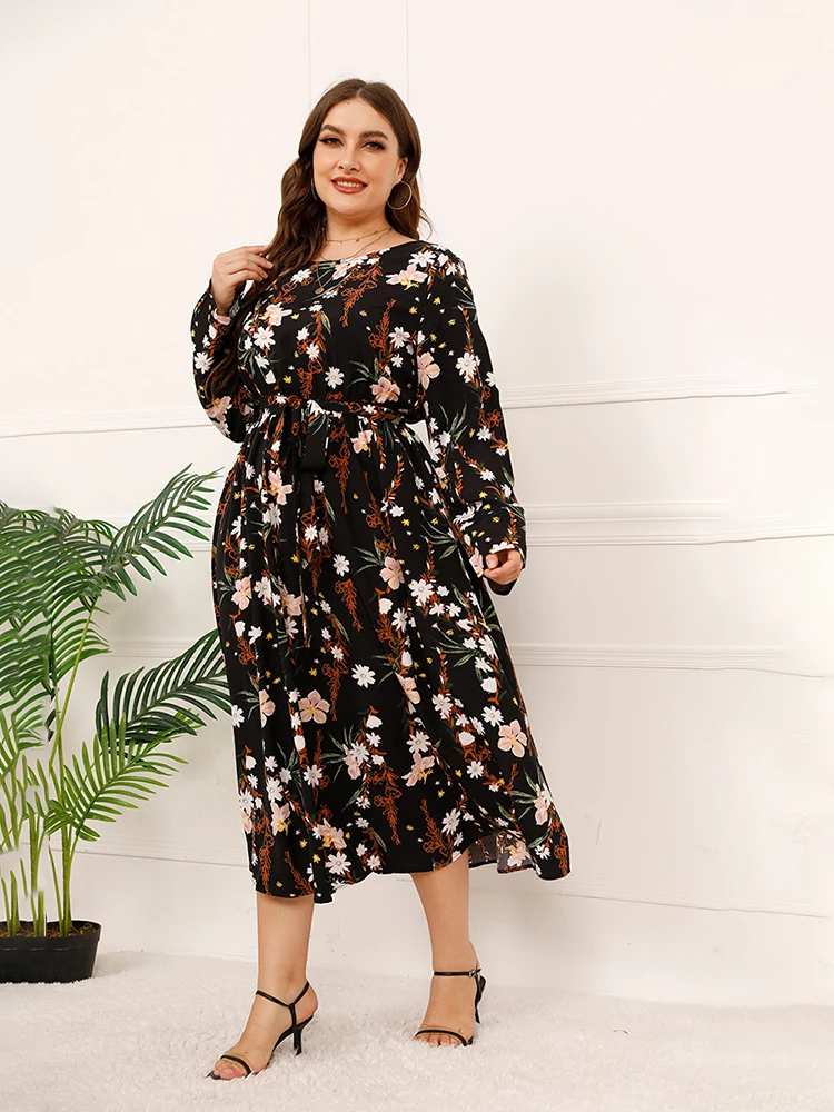 Рисунок 4 - Женское вечернее платье с длинным рукавом