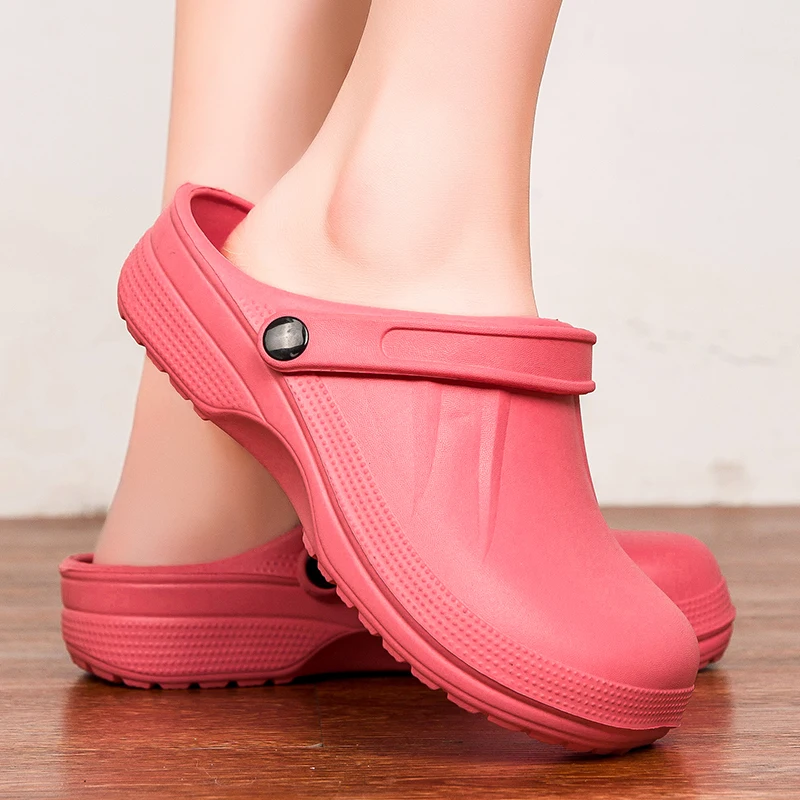 Сандалии мужские на толстой подошве простые в уходе повседневные для кухни