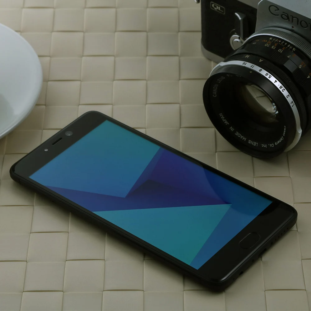 Фото Смартфон Leagoo T5, 4 ГБ ОЗУ, 64 ГБ ПЗУ, 5,5 дюйма, восьмиядерный процессор mtk6750t, Android 7.0, 13,0 МП, 3000 мАч, сканер отпечатков пальцев, мобильный телефон №1