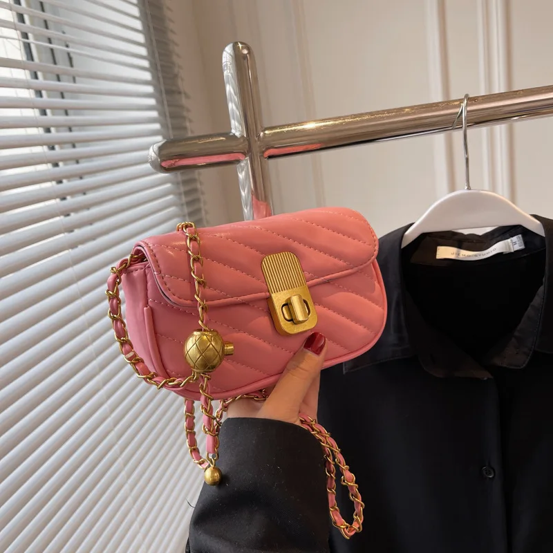 

Women's Bag Fashion Shoulder Bag 2022 New Fashion Small Square Bags All-match Trend Chain High-quality Crossbody Bag Waist Bag