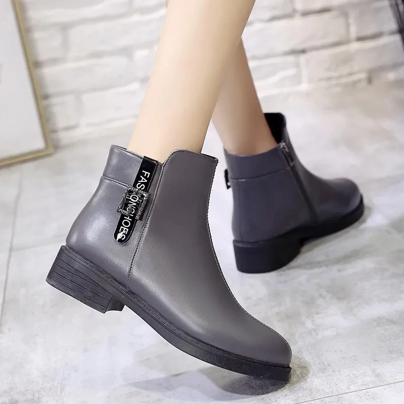 2023 Fashion Women's PU leather Short Boots Autumn and Winter Round Toe Ladies Genuine Leather Shoes Plush Zip Ankle Boots