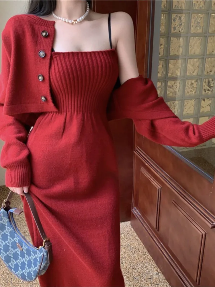 

Женский укороченный топ, свитер, пальто + сексуальное платье миди на бретельках, комплект из 2 предметов, винтажные осенние зимние повседневные женские вязаные вечерние костюмы