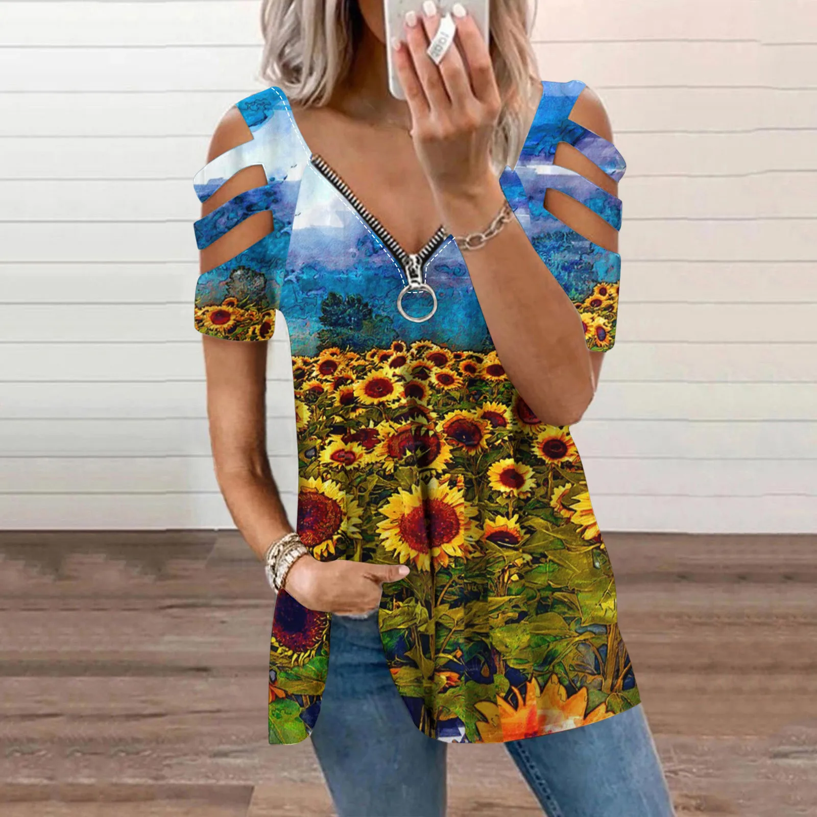 

Женская футболка с коротким рукавом, V-образным вырезом и молнией