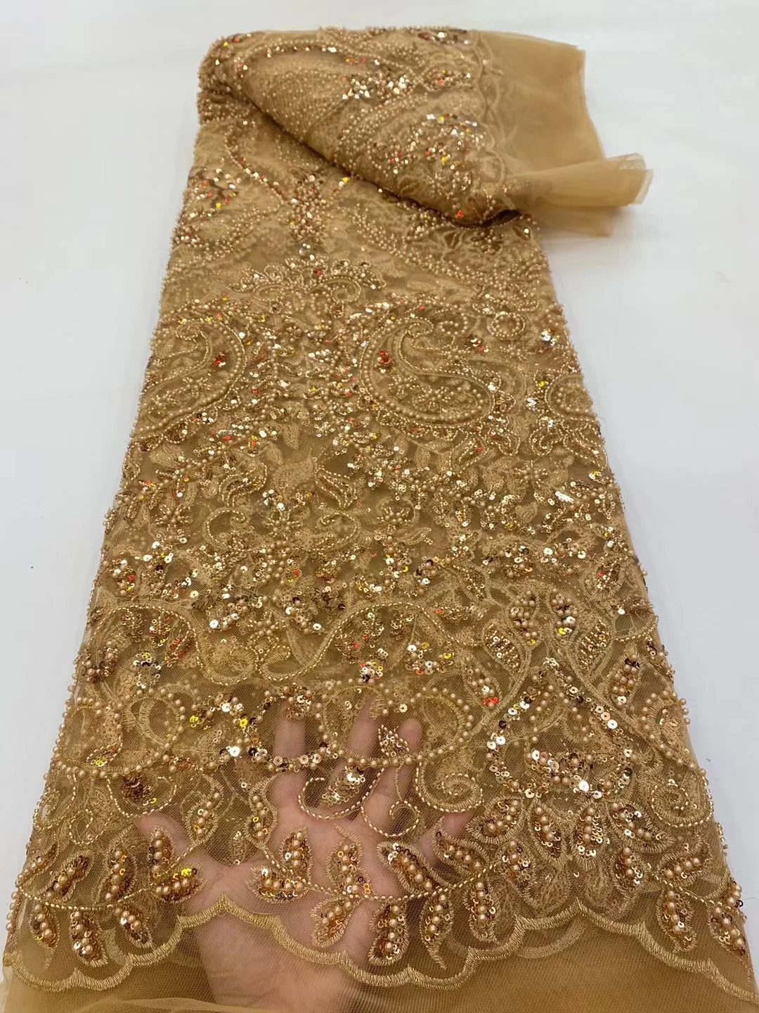

Latest Gold African Beaded Lace Fabric French Mesh Lace Fabric High Quality Nigerian Handmade Sequins Lace Fabrics For Dress Sew