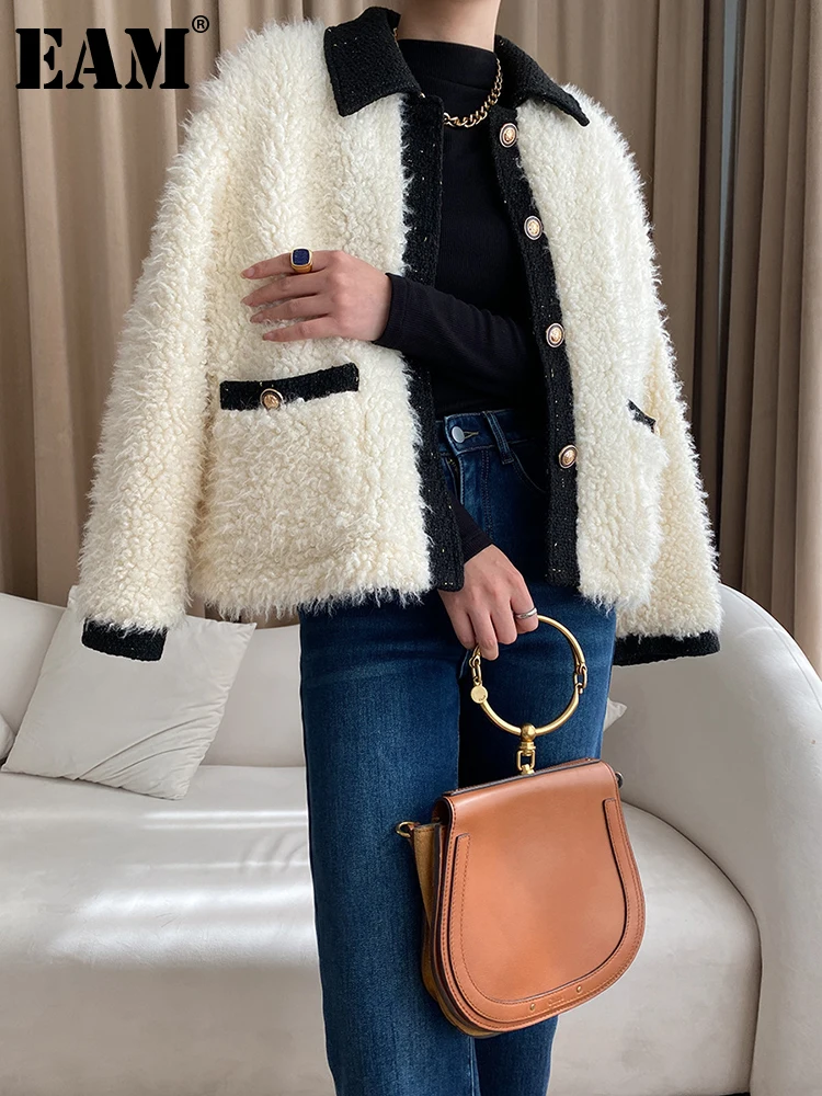 

[EAM] свободный крой, бежевый, большой размер, теплый искусственный мех, новая женская куртка с отворотом и длинным рукавом, модное пальто осен...