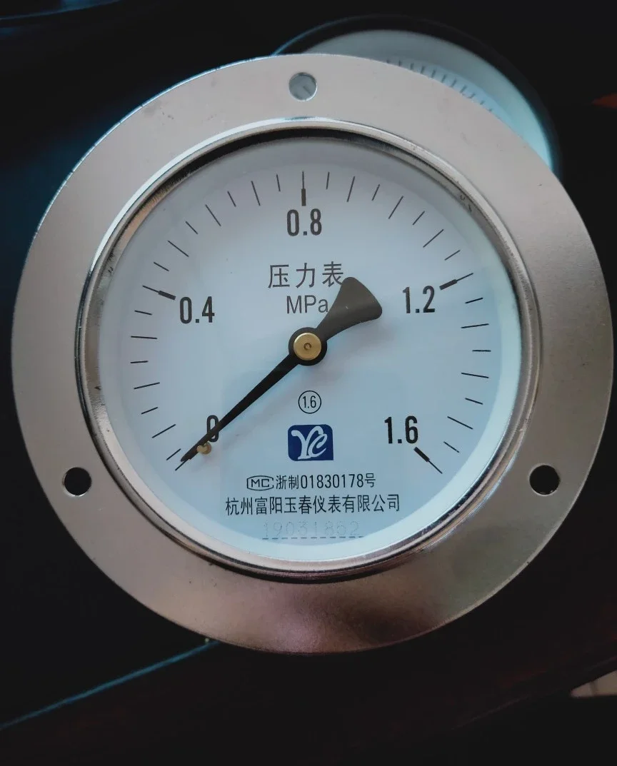 Ханчжоу Fuyang Y100ZT Осевой манометр 1 6 МПа Экспериментальная панель Фланцевый для