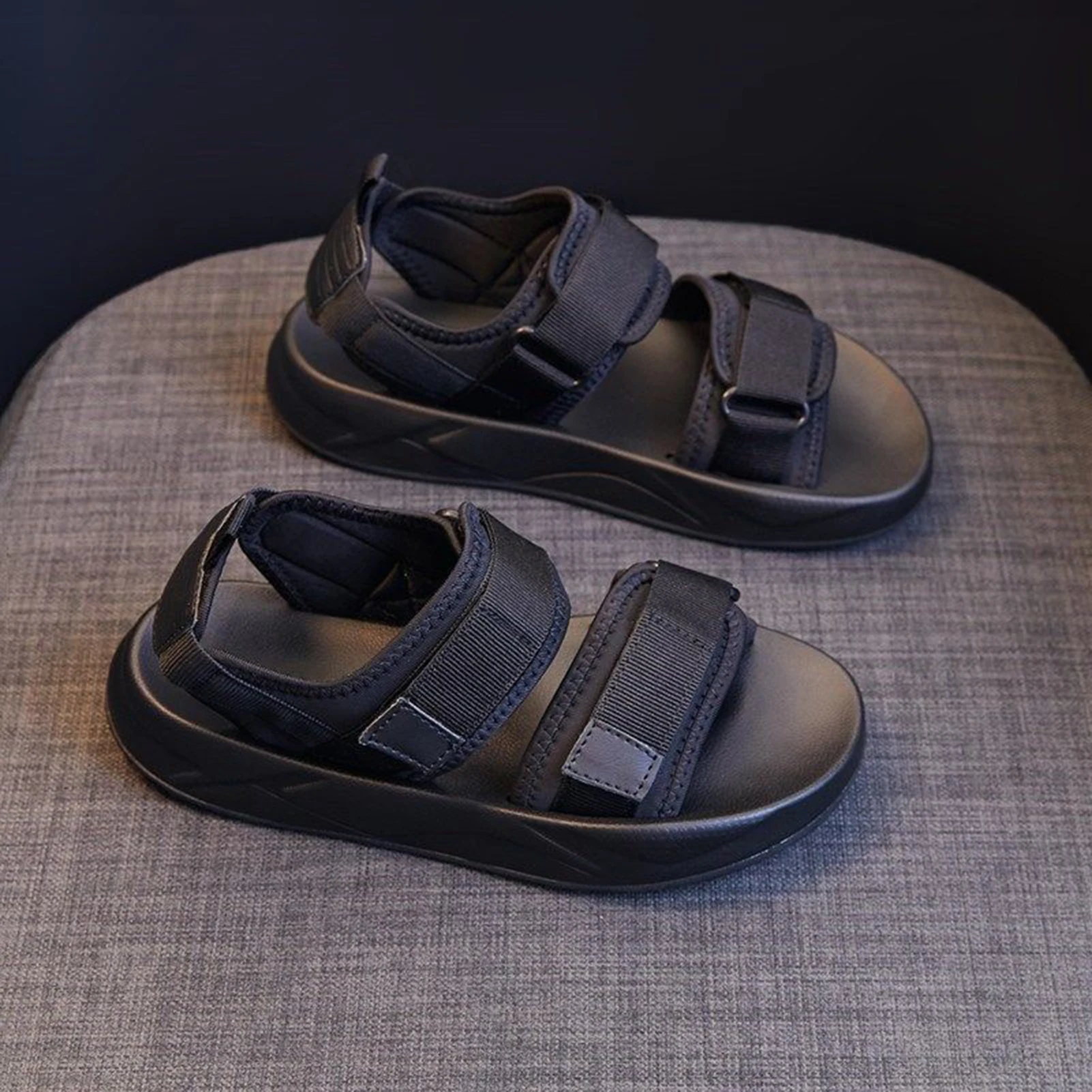

Ladies Fabric Sports Sandals Casual Soft Sole Beach Sandals For Daily Wear