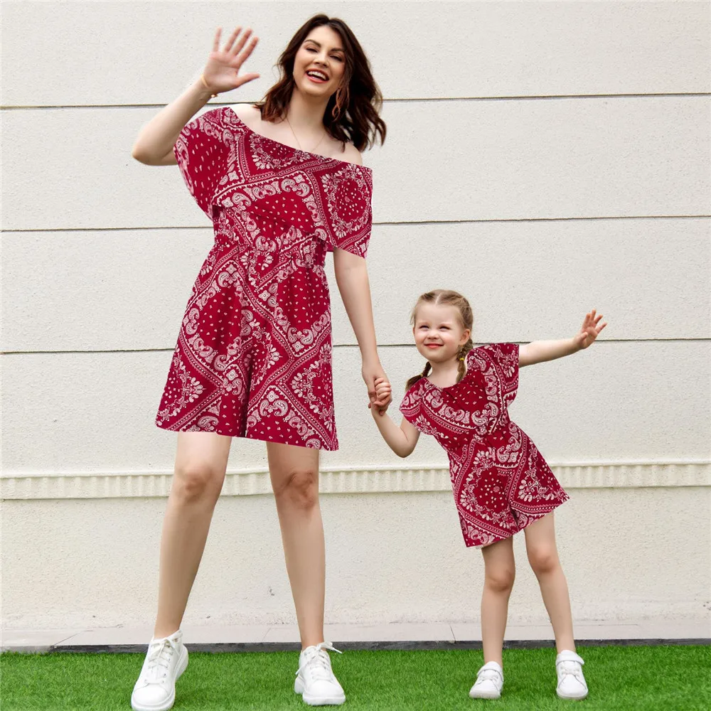 

mom and daughter matching clothes family look bohemia Hawaiian waist jumpsuit Mommy and me Summer matching family outfits