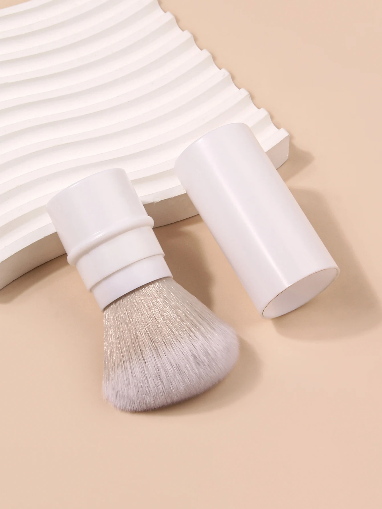 1 шт. белая Выдвижная Кисть для макияжа
