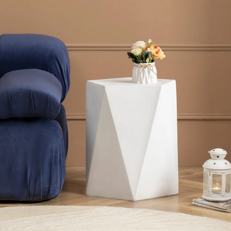 Рисунок 6 - Приставной столик