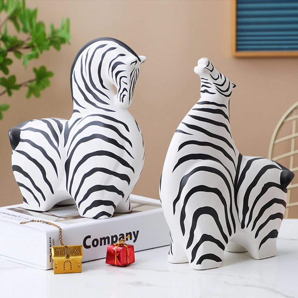 

Европейское украшение, статуя лошади, украшение, скульптура в виде животного, креативное домашнее украшение, керамическое украшение, миним...