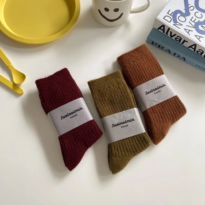 Рисунок 3 - Осенне-зимние новые женские носки