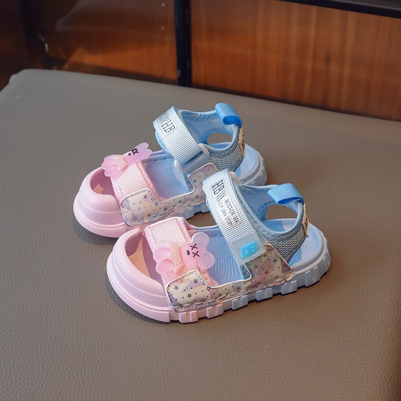 

Летняя спортивная детская дышащая пляжная обувь с героями мультфильмов, повседневные сандалии для девочек, 2023