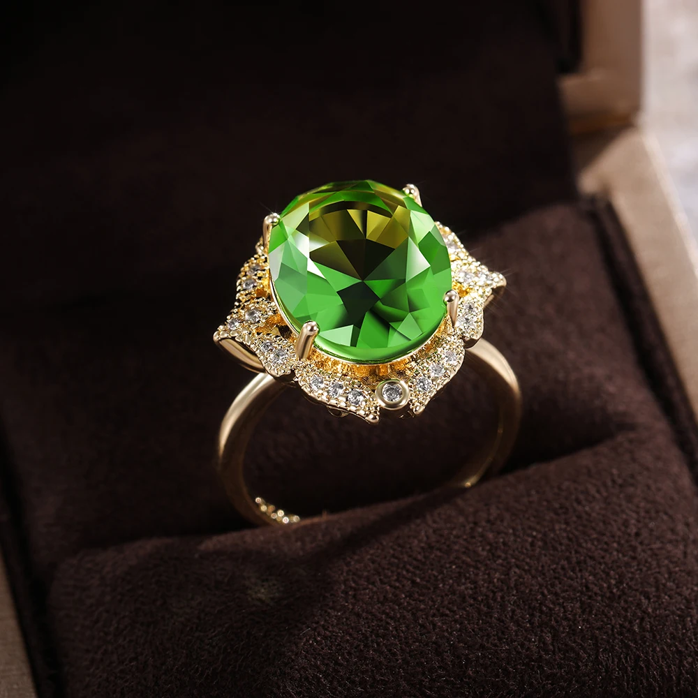 

NEW Luxury Big Oval Green Stone Women Finger Ring for Party Gold Color Noble Lady's Ring Fine Birthday Gift Statement Jewelry