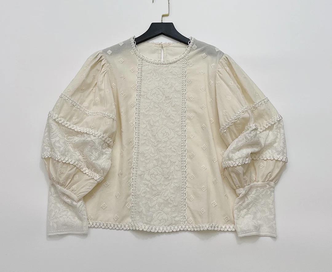 

2022 Autumn Cotton Tops Lace Vintage Shirt for Women