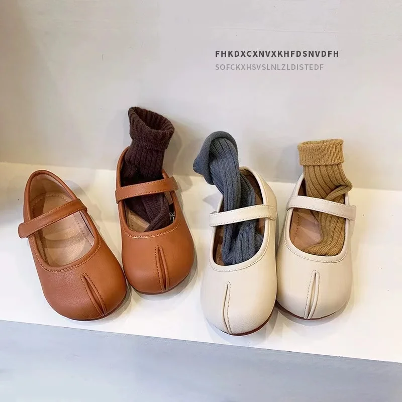 Girls' Princess Shoes Cute Soft Leather Casual Children's Spring and Autumn Girls' Flat Shoes Simple and Comfortable Baby