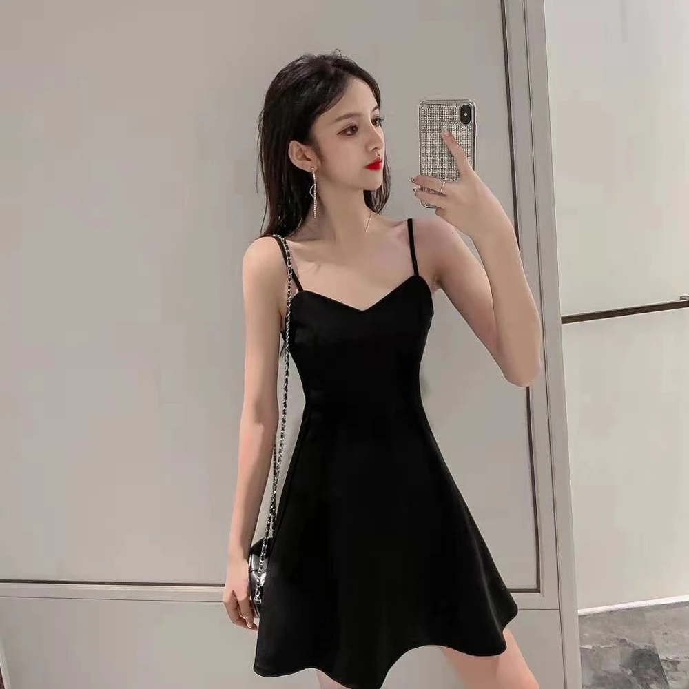 Платье женское ТРАПЕЦИЕВИДНОЕ без рукавов пикантный облегающий Повседневный