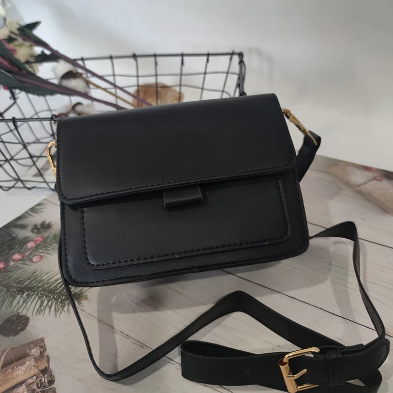 

RanHuang New Arrive 2022 Women's Fashion Shoulder Bags Soft Leather Small Messenger Bags Girls Casual Crossbody Bags Black C071