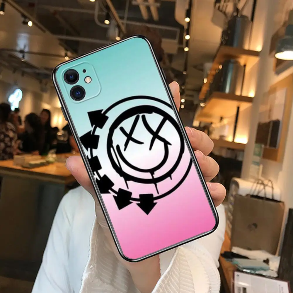 Мягкие силиконовые чехлы для телефонов iPhone цвет в ассортименте |