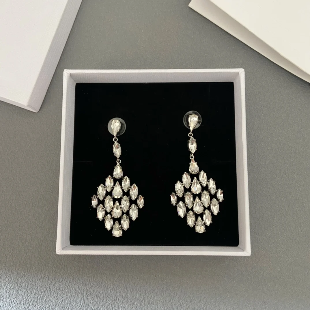 

European and American Vintage Crystal Earrings