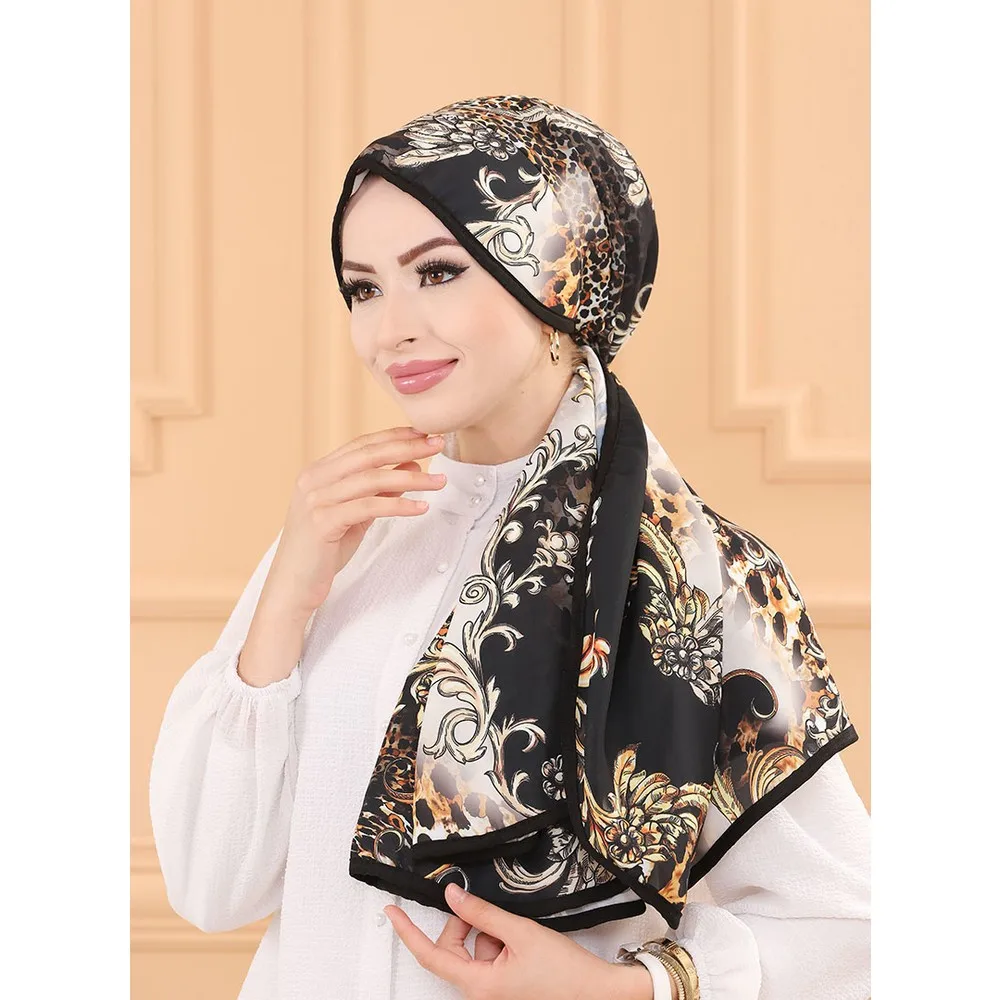 

Шарф с рисунком Dorlie-черный-Dorlie