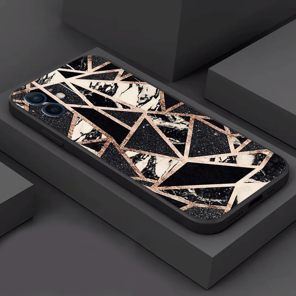 

Ink Painting Mountains And Rivers Phone Case For Funda iPhone 13 11 Pro Max 12 Mini X XR XS Max 6 6s 7 8 Plus SE 2020 Carcasa