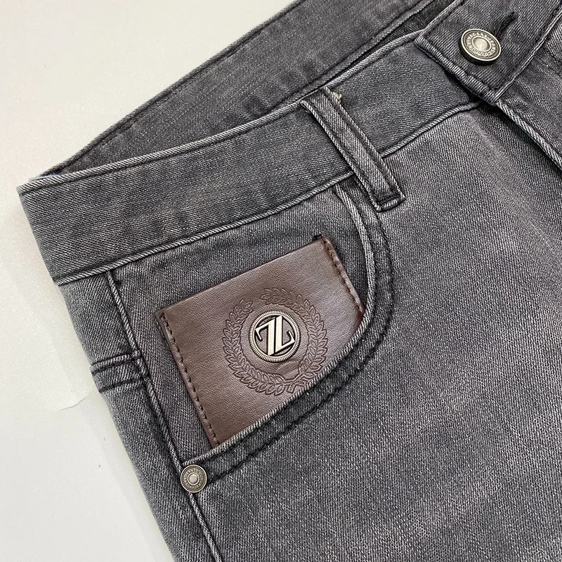 Летние тонкие черные серые джинсы мужские облегающие простые и