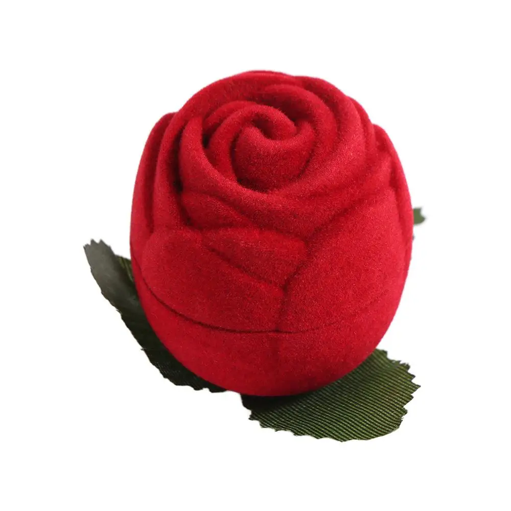 

Бархатная коробка для обручальных колец