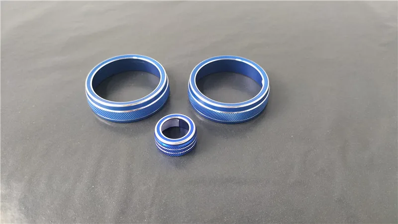 

Комплект Из 3 Кнопок Из Алюминиевого Сплава Для Toyota Highlander 2022-2025: Регулировка Центральной Консоли