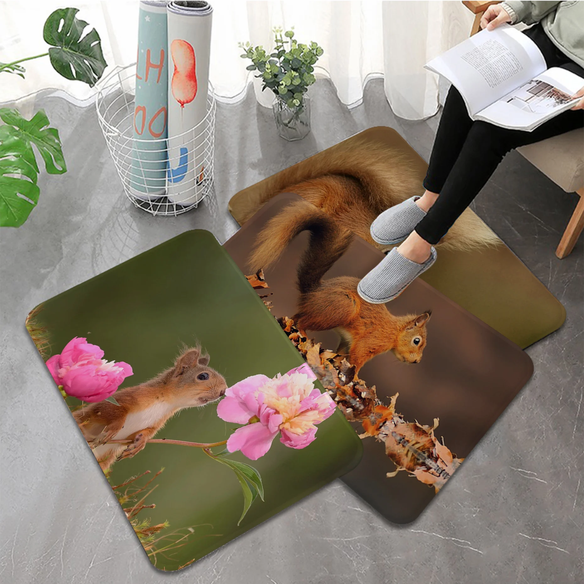 

Cute squirrel Printed Flannel Floor Mat Bathroom Decor Carpet Non-Slip For Living Room Kitchen welcome Doormat