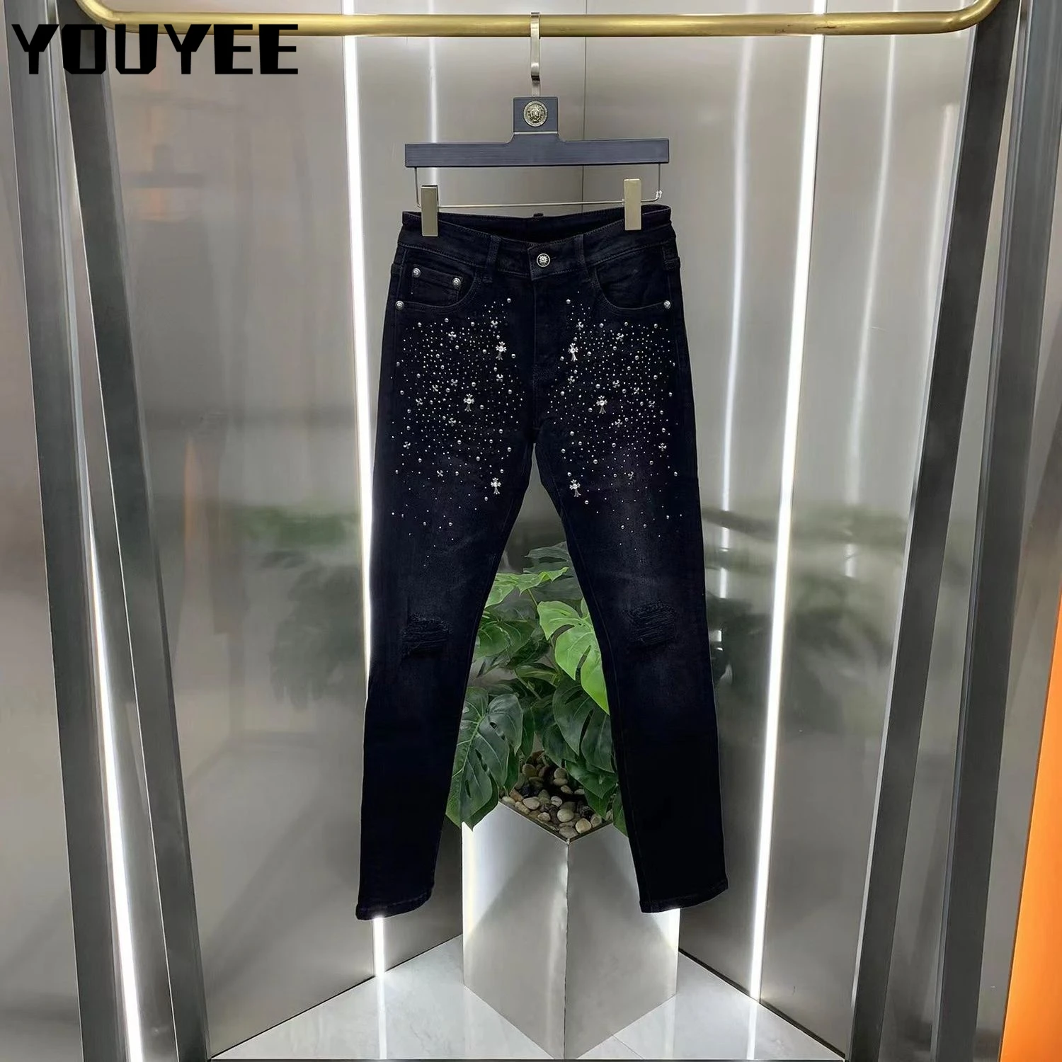 Men Jeans 2022 NEW Black Hot Drill Rhinestones Rivet Destroyed Ripped Skinny Leggings Stretch Denim Streetwear Male Pants
