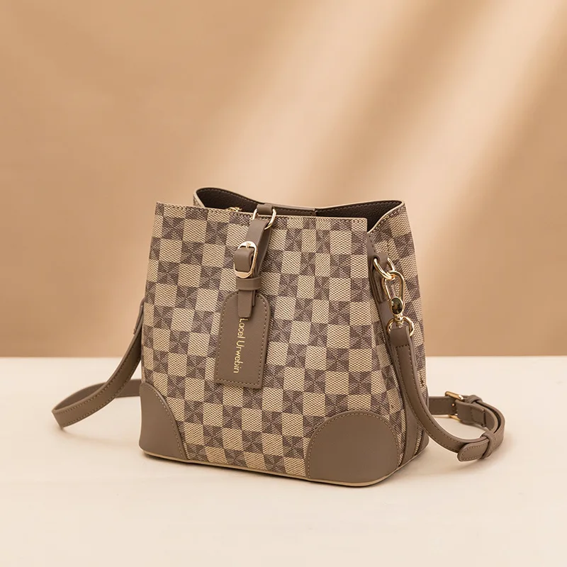 2023 New Famous Designer Plaid Bucket Bags High Quality Casual Women Purse And Handbags Luxury Fashion Shoulder Messenger Bags