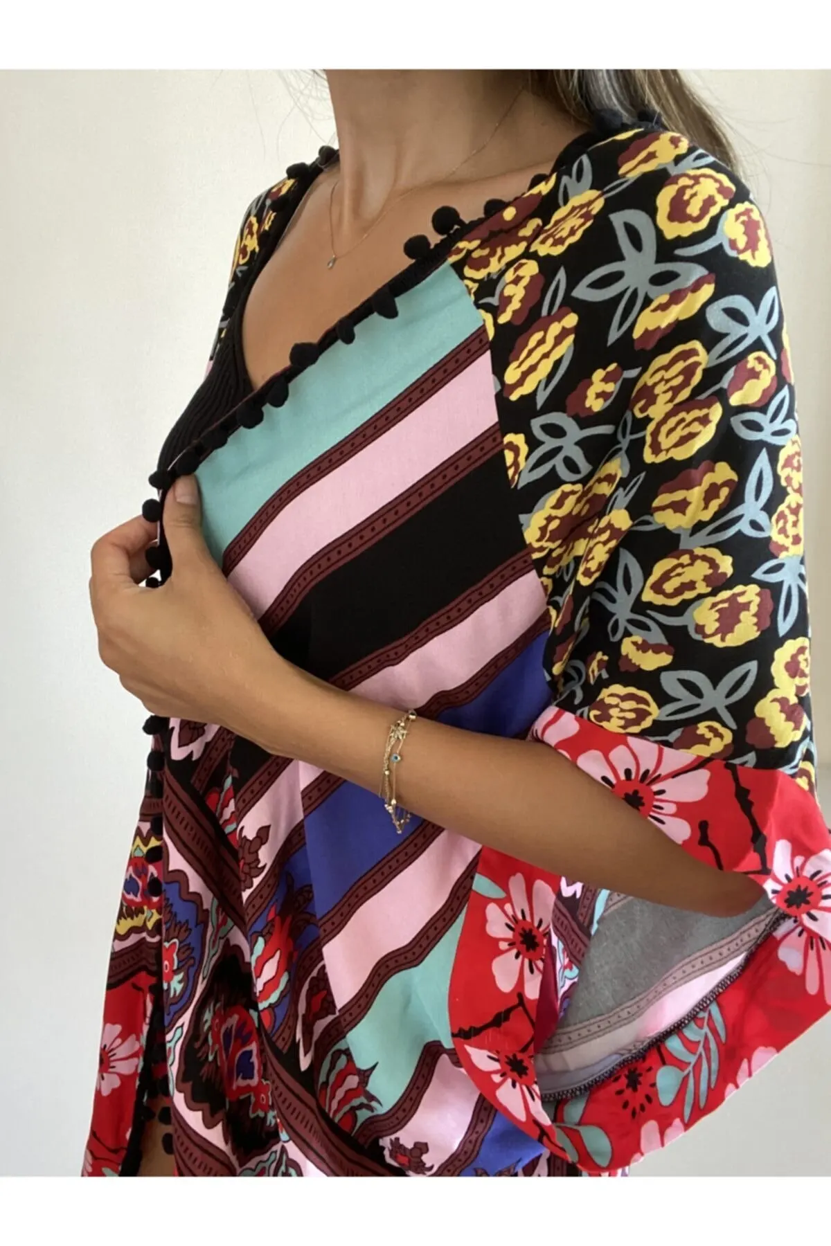

Women's Pareo Pompom Kaftan Swimwear Cover Up Dress Sexy Tunic Suit Beachwear Female Beach Bikini Cover Loose Mini Dress