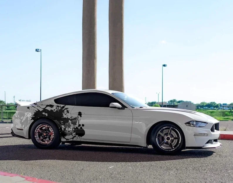 

Large Skull Side Graphic (Driver & Pass. Side). Large decal for Charger/Challenger/Mustang/Camaro/ Honda