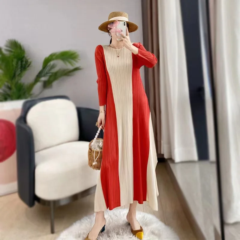 2023 Miyake Pleated Color Dress Women'S Long Loose Thin Spring/Summer New Temperament Long Sleeves High-End Style Dress