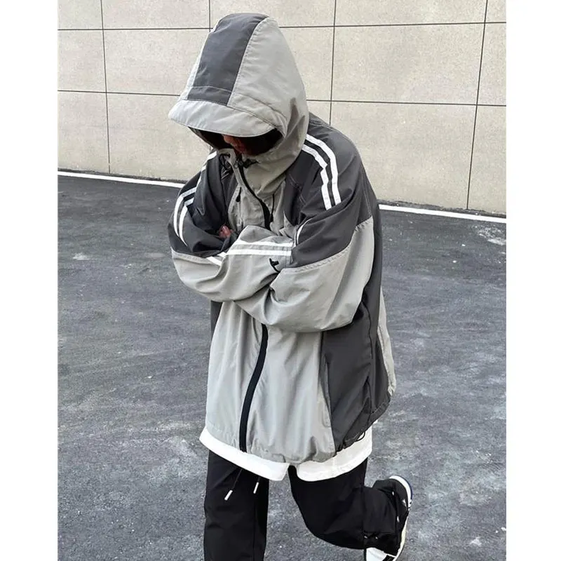 

HOUZHOU Vintage Harajuku Jacket Women Windbreaker Grunge Y2k Streetwear Oversized Techwear Jackets Couple Outdoor Zipper Hooded
