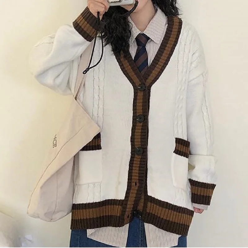 Autumn and Winter New College Wind Retro Splicing Cardigan Sweater Knitted Jacket Female Loose Top V-neck Texture Jacket enlarge
