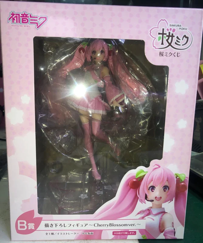 

Taito Ichibansho Cherry Blossoms Ver.Miku Anime Doll Toys Model Figure